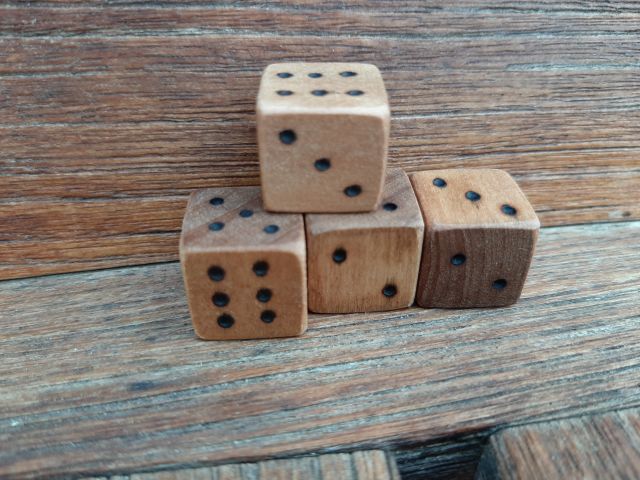 making dice 2
